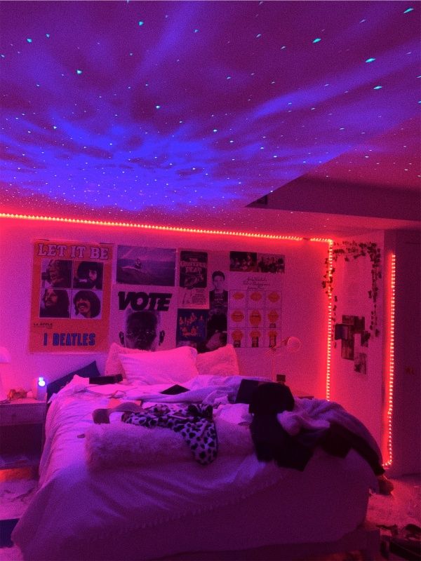 Featured image of post Big Aesthetic Bedrooms With Led Lights